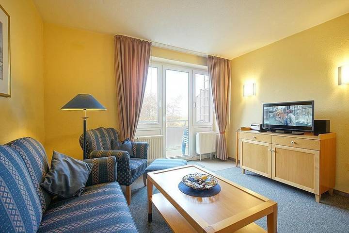Ferienwohnung für 4 Personen, mit Balkon in Schillig