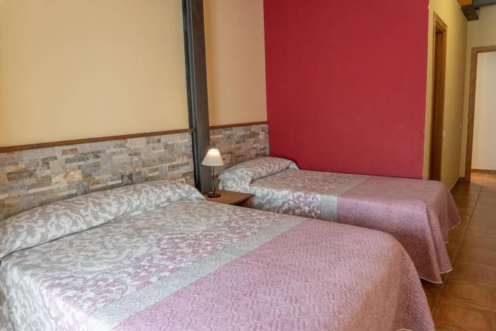 Casa rural para 9 personas, con vistas y balcón, Se admiten mascotas en Massis dels Ports - 3