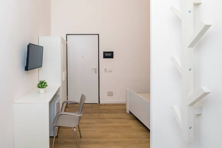 Clemente House Catania Elegante Apartment with Balcony, Wi-Fi & Air Conditioning in Catania, Catania Provinsen