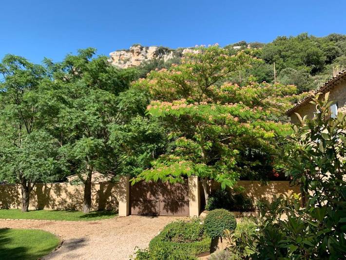 Location de vacances pour 4 personnes, avec Terrasse et Jardin ainsi que Piscine et Vue à Le Beaucet - 4