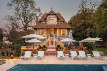 Villa pour 12 personnes, avec balcon et piscine ainsi que jacuzzi et jardin, animaux acceptés à Villers-sur-Mer