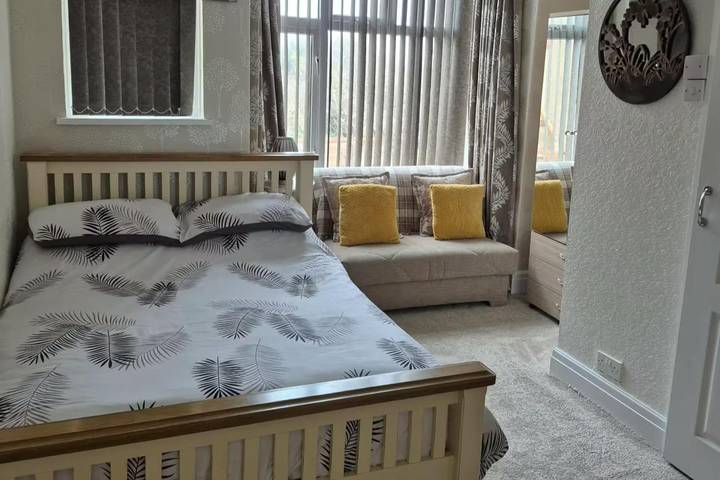 Holiday apartment for 2 people, with pets in Blackpool