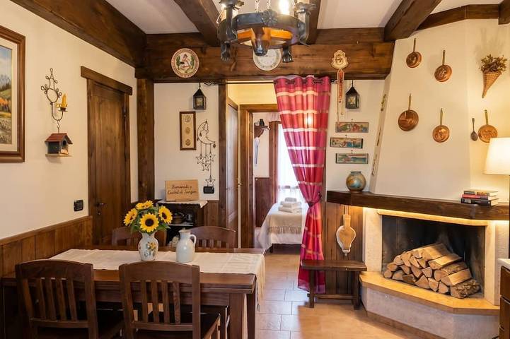 Appartamento intero, Nido con Giardino privato, BBQ e WiFI in Castel di Sangro, Provincia di L'Aquila