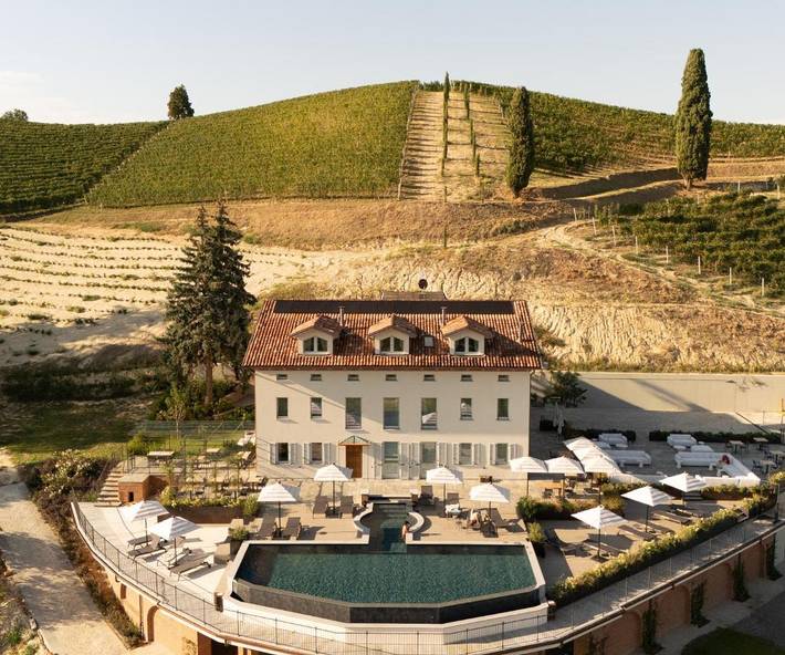 Casa vacanza per 2 persone, con Terrazza e Giardino nonché Piscina e Panorama a Canale