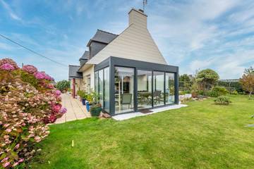 Cottage pour 2 personnes, avec jardin à Plouguerneau