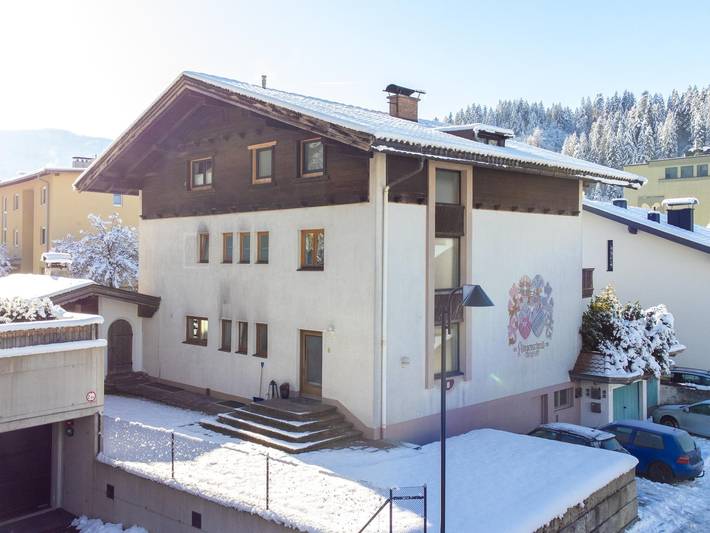 Ferienwohnung für 7 Personen, mit Balkon und Garten sowie Sauna in Hopfgarten im Brixental