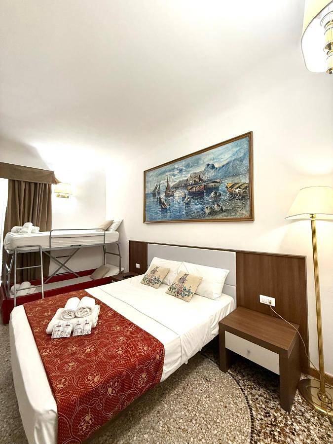 Grand Gaeta in Roma, Provincia di Roma