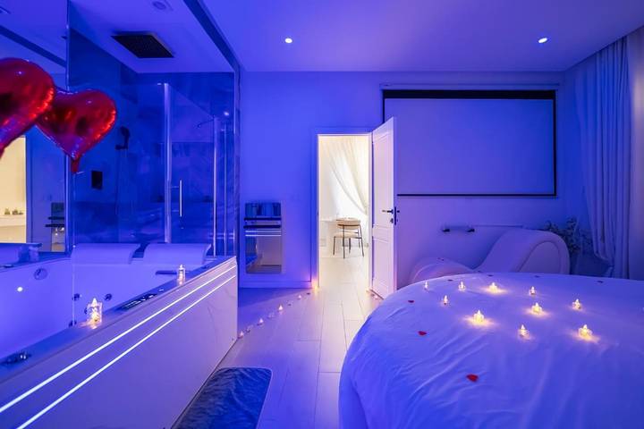 Gîte pour 2 personnes, avec jacuzzi et jardin à Le Mans