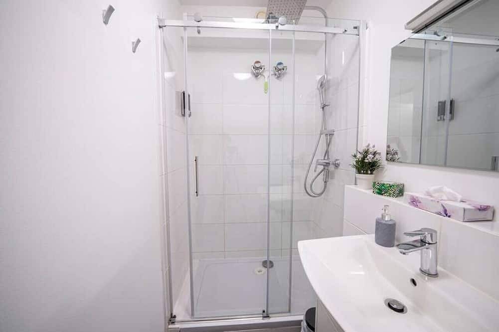 Geheel appartement, City Suite 5 Min to Hbf in Schwetzingerstadt/Oststadt, Mannheim