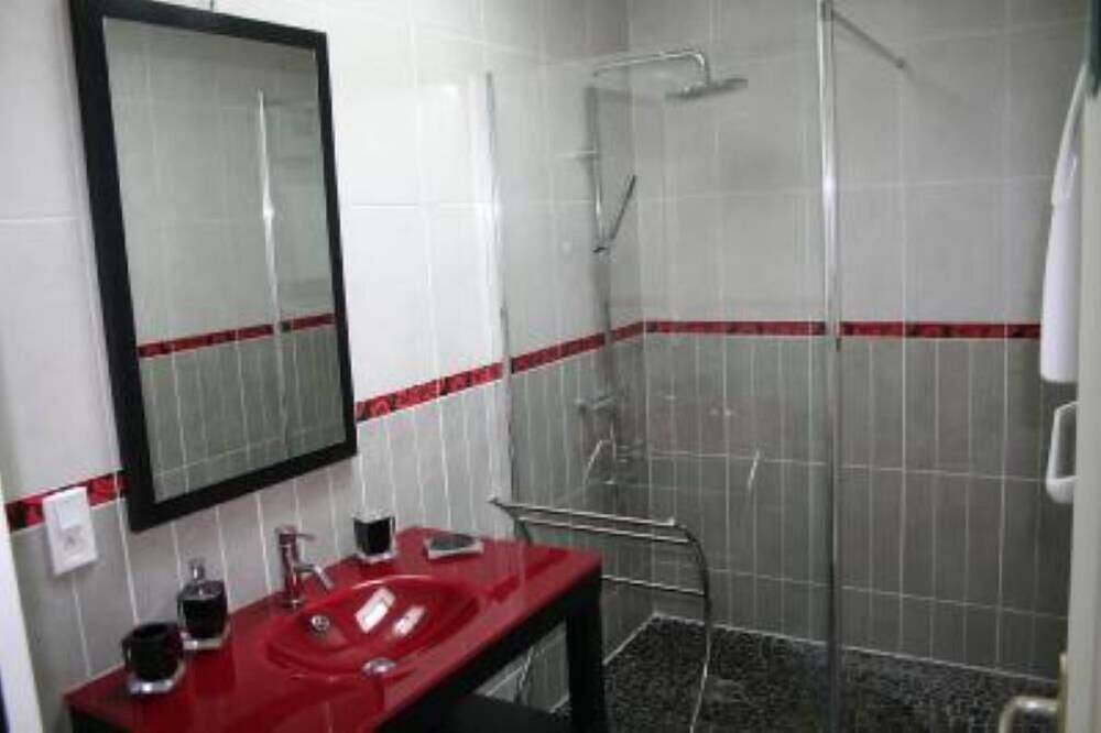 Maison tout confort 4 chambres, piscine chauffée de fin avril à fin septembre. in La Tremblade, Côte de Beauté