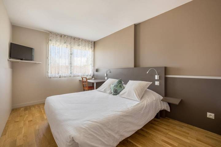 Hôtel pour 2 personnes, avec terrasse et jardin, animaux acceptés