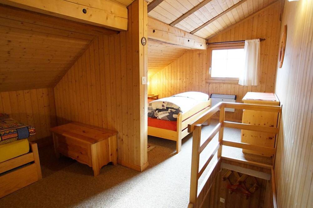 Ganze Wohnung, Fontauna Degonda, (Sedrun). in Sedrun, Tujetsch