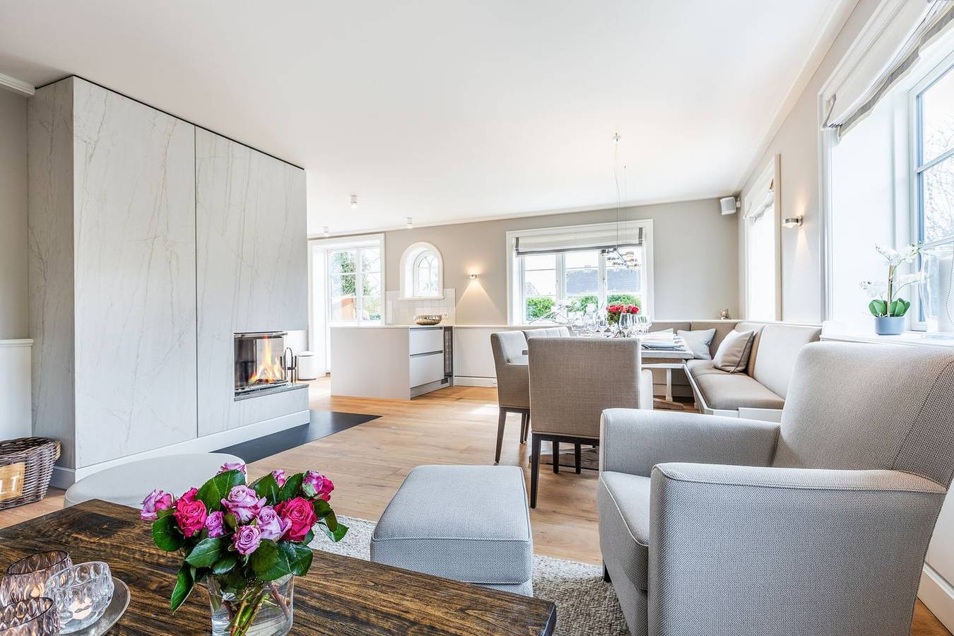 Dieses großartige Domizil unter Reet bietet viel Platz in Wenningstedt, Sylt