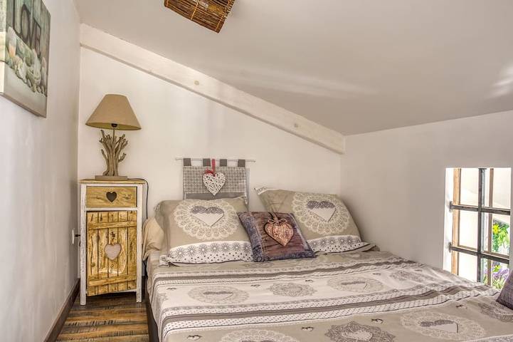 Location de vacances pour 4 personnes, avec jardin à Méounes-lès-Montrieux - 4