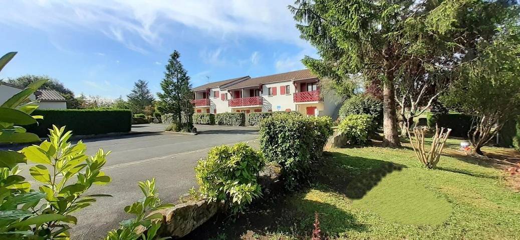Appart’hôtel pour 2 personnes, avec jardin et vue