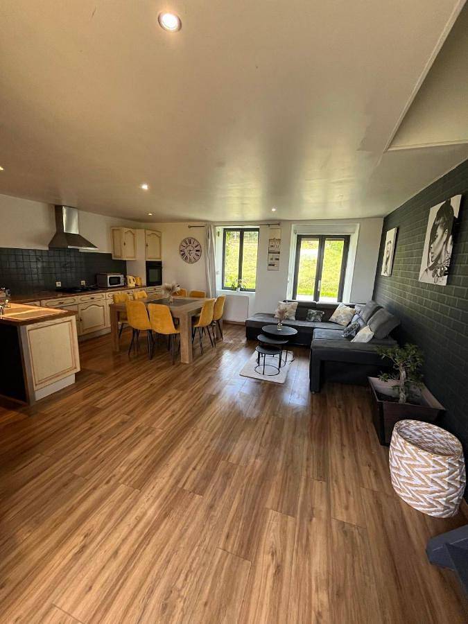 Three-Bedroom House in Roz-sur-Couesnon, Baie du Mont-Saint-Michel