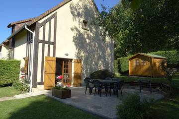 Gîte pour 6 personnes, avec terrasse et jardin à Houlgate