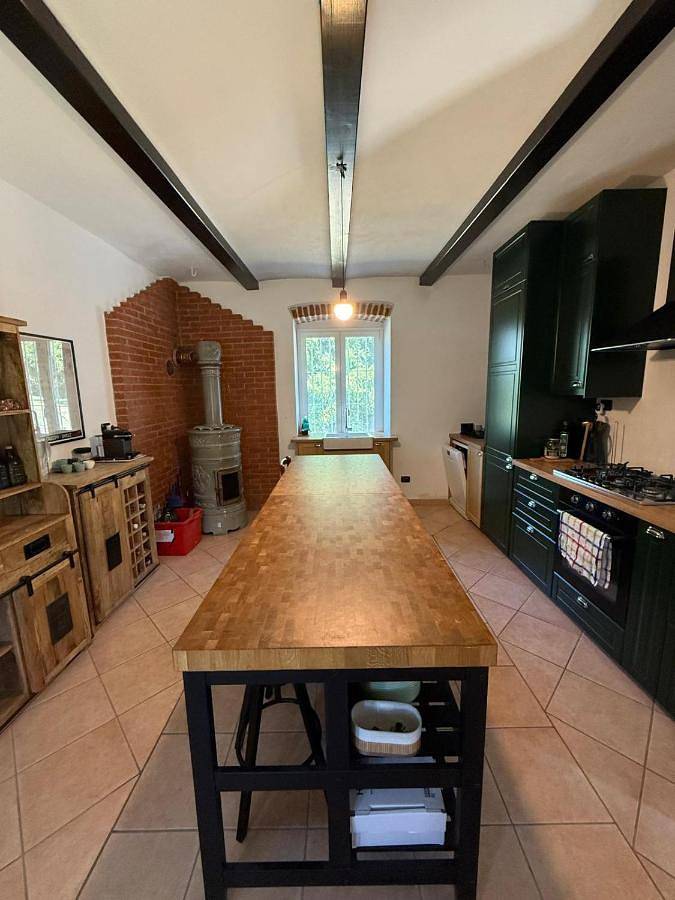 Location de vacances pour 8 personnes, avec vue et jardin à Vivaro - 2