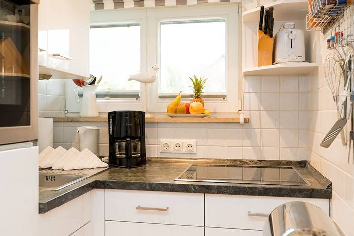 Ganze Wohnung, Komfortable Ferienwohnung mit Terrasse und Garten in Wenningstedt in Nordfriesische Inseln (Schleswig-Holstein) (Schleswig-Holstein), Wenningstedt