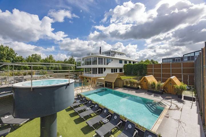 Vakantiehuis voor 3 personen, met sauna en zwembad - 1