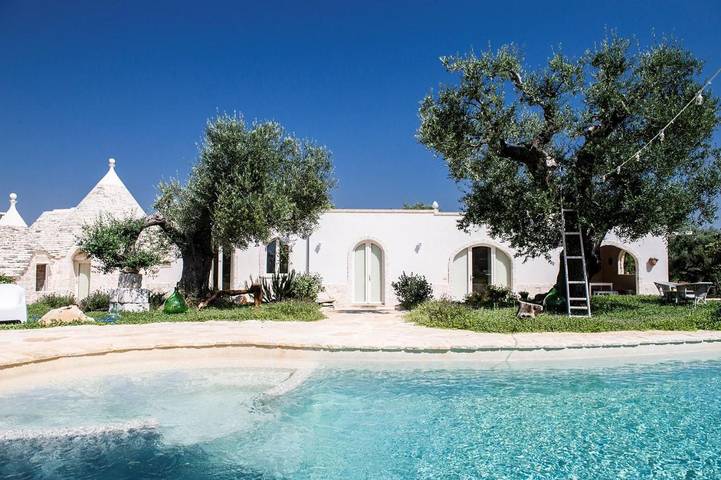 Villa per 6 persone, con giardino e panorama nonché piscina, con animali domestici a Castellana Grotte