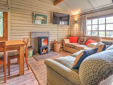 Holiday Rental for 6 People in Fordingbridge, New Forest, Photo 3