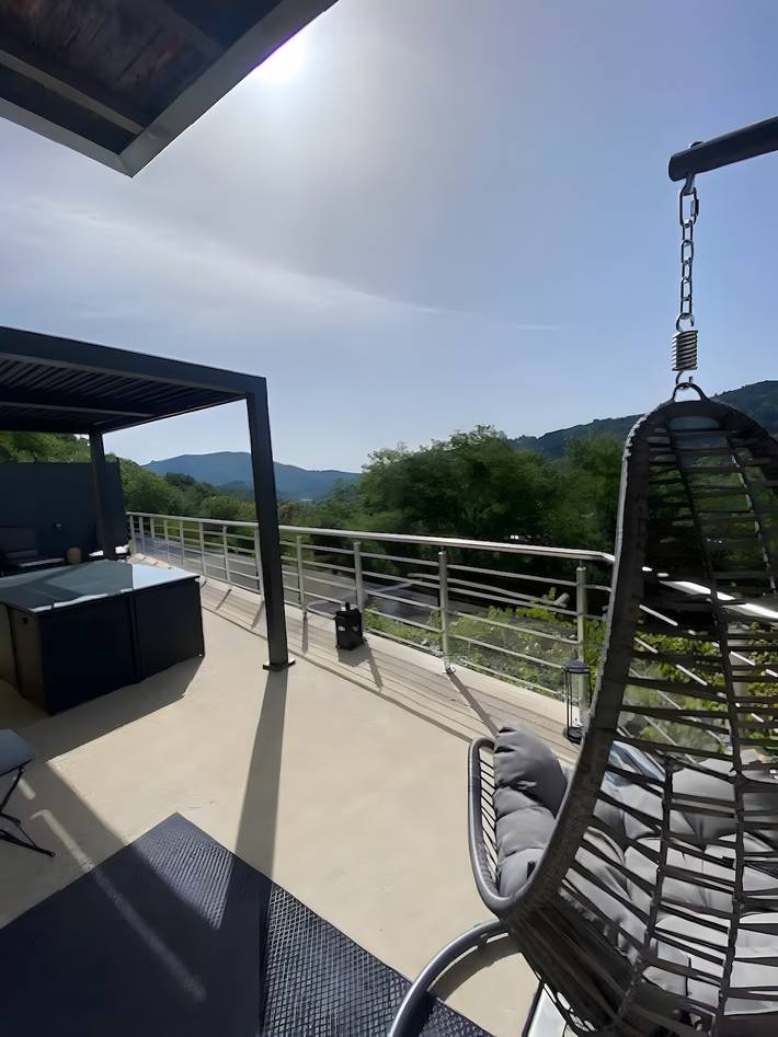 Apartamento entero, Apartamento Le Cocoon, en casa de Sandra y Philippe in Le Cheylard, Parc naturel régional des Monts d'Ardèche