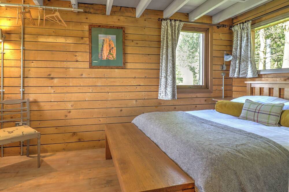 2 bedroom accommodation in Ringwood in Fordingbridge, Hampshire