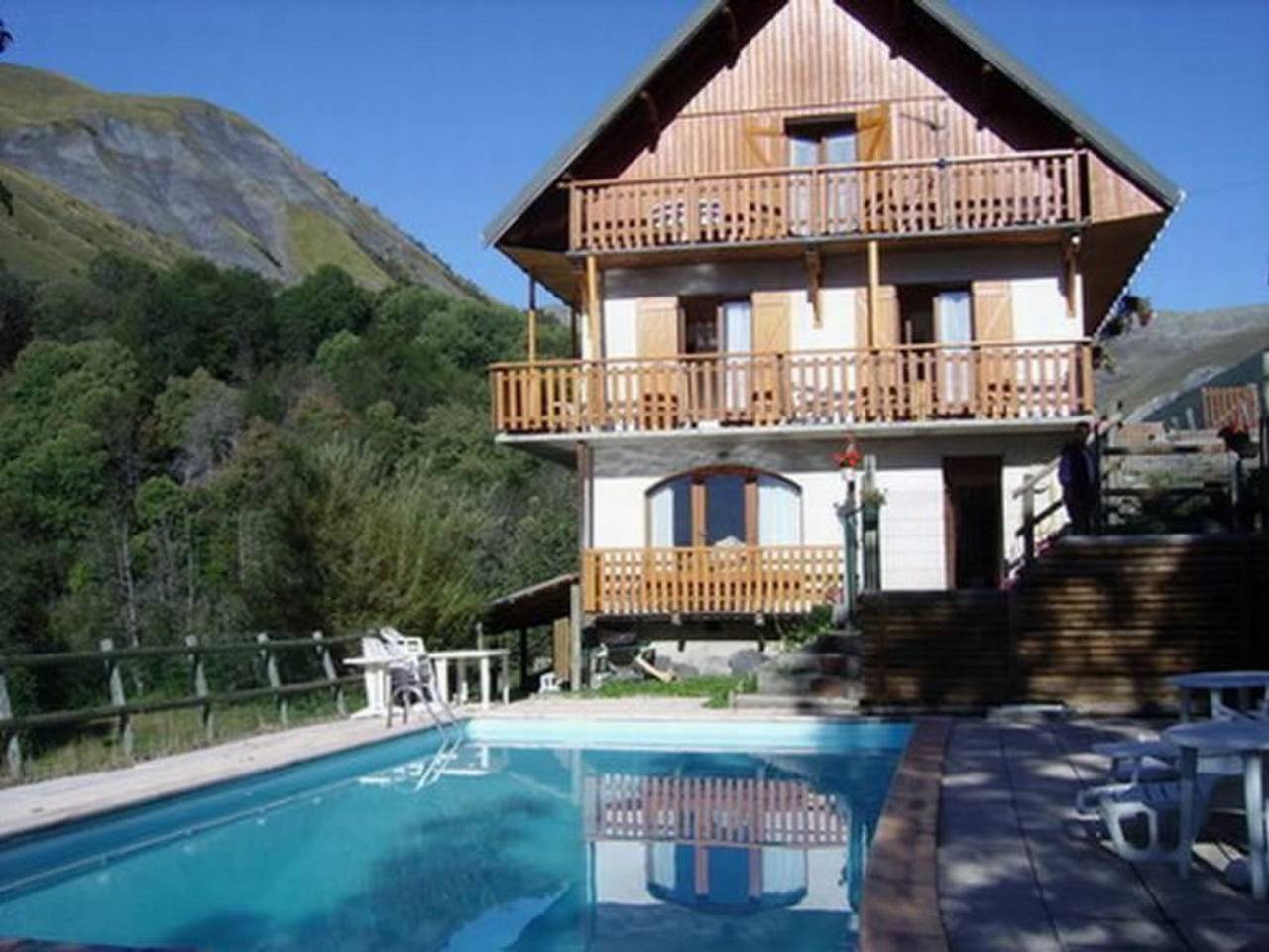 Ganze Wohnung, Chalet "Le Clos de Cluny". in Saint-Sorlin-d'Arves, Region Saint-Jean-de-Maurienne
