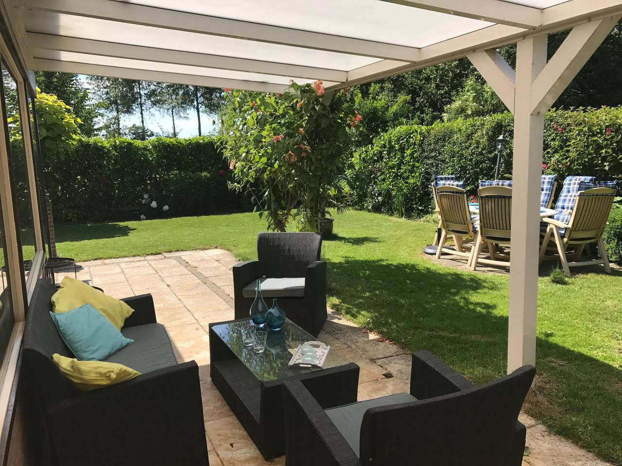 Seabreeze mit umzäuntem privatem Garten in Stavenisse, Niederländische Nordsee