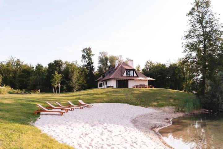 Casa rural para 15 personas, con vistas y vistas al lago además de jardín y sauna - 1