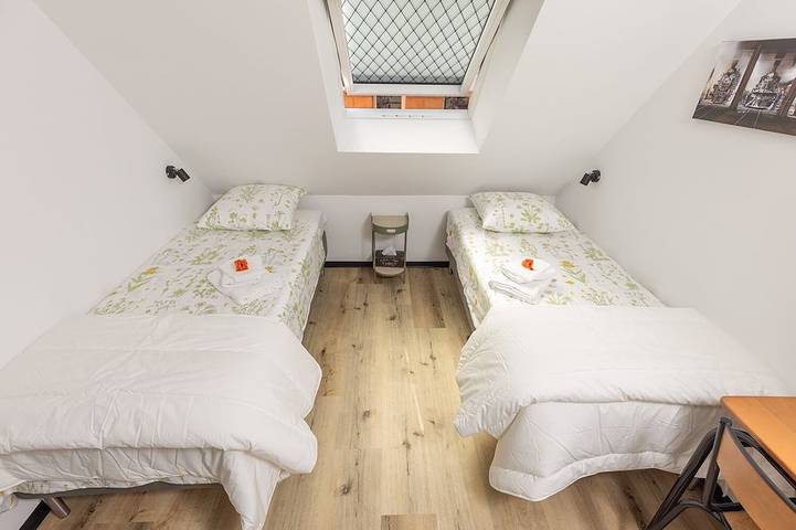 Appartement entier, Studio Calme · Cuisine Équipée · Accueil en Personne · Proche Bâle in Saint-Louis, Région de Mulhouse