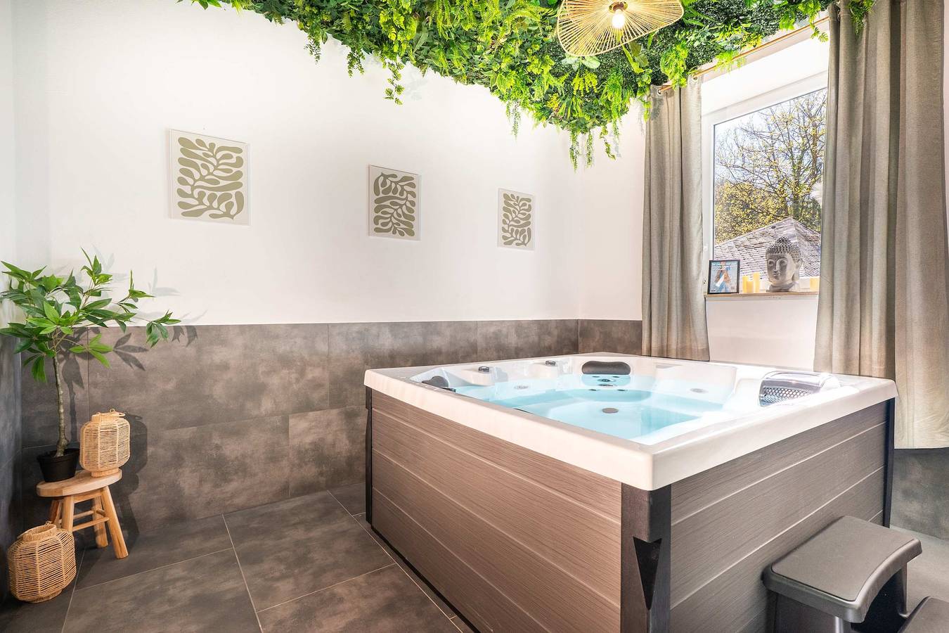 Villa für 26 Personen mit Whirlpool in Bendorf, Landkreis Mayen-Koblenz
