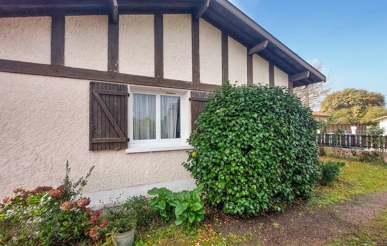 Location de vacances pour 6 personnes, avec piscine ainsi que terrasse et jardin dans Mont-de-Marsan - 4