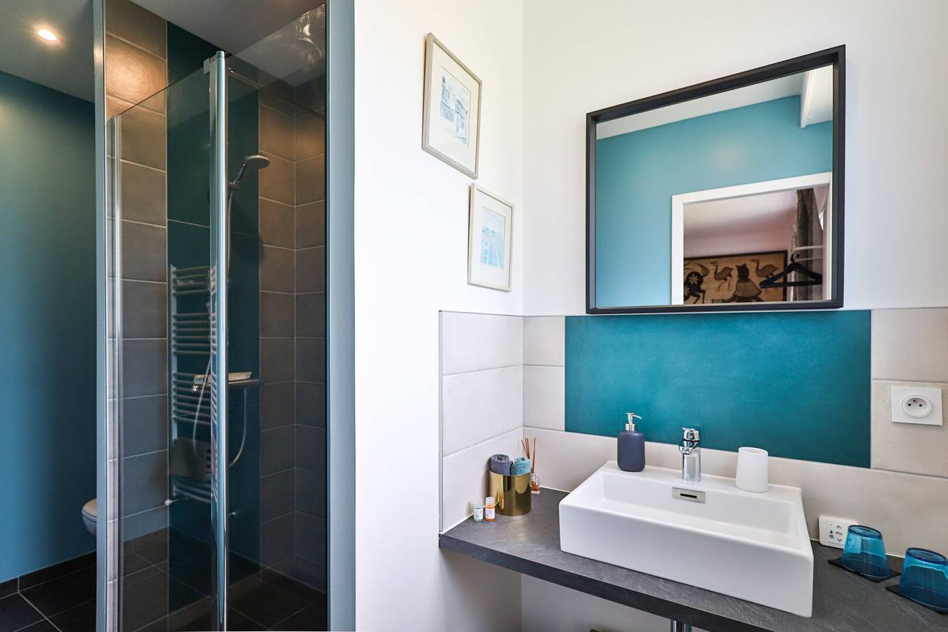 Gästezimmer 'Txori Etxea - Rotes Zimmer' mit Pool, Frühstück, Terrasse in Arcangues, Bayonne und Umgebung