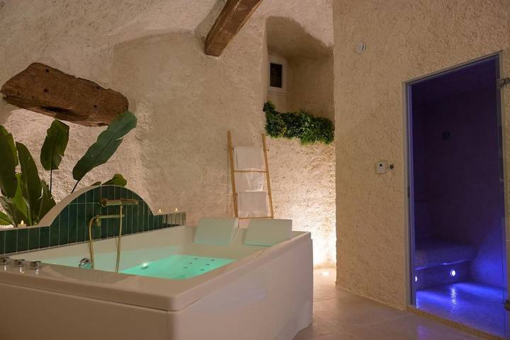 Apartamento de vacaciones para 2 personas, con sauna y jacuzzi - 1