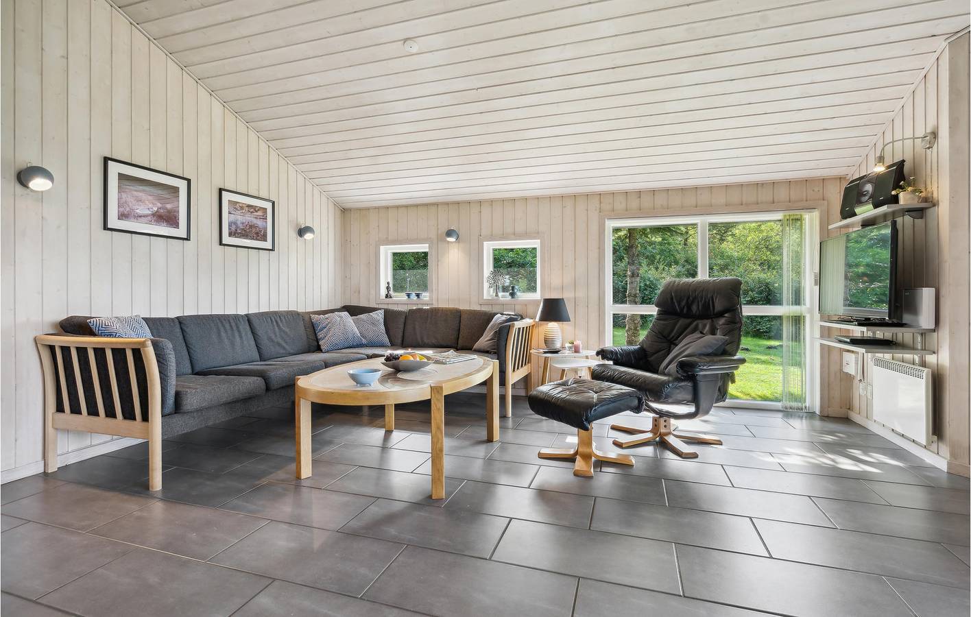 Feriehus for 6 personer med jacuzzi in Hovborg, Vejen
