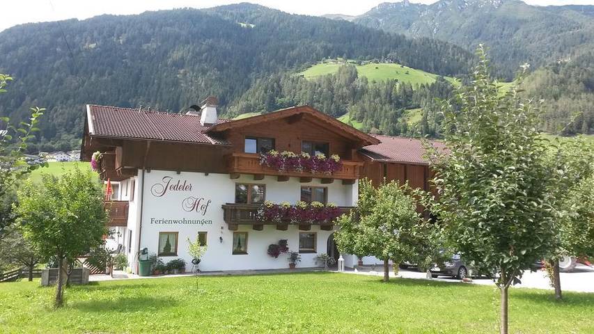 Ferienwohnung für 6 Personen, mit Balkon und Terrasse sowie Garten und Seeblick