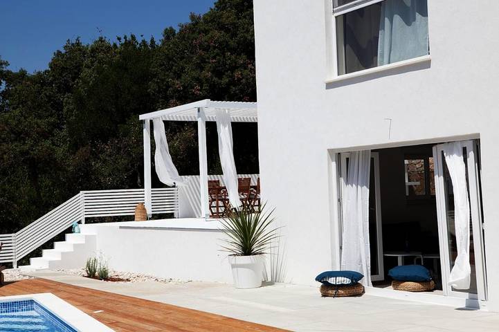 Villa pour 6 personnes, avec jardin ainsi que vue et piscine à Sali - 2