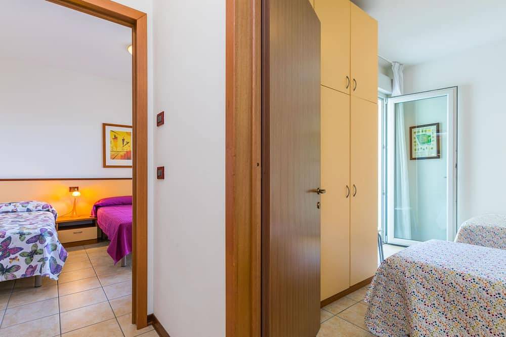 Entire apartment, Robinia/Pinetine by Interhome in Duna Verde, Caorle