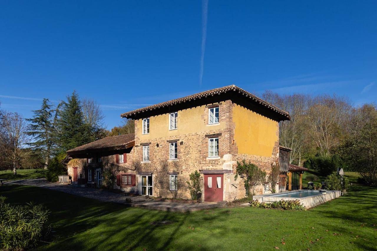 Le moulin de Varax in Saint-Paul-de-Varax, Région de Bourg-en-Bresse