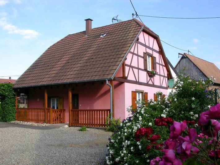 Location de vacances pour 6 personnes, avec Terrasse et Jardin à Stotzheim