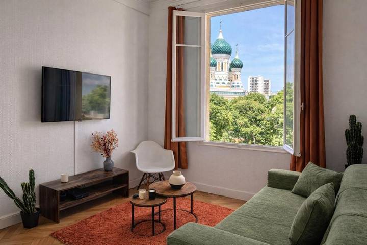 Gîte pour 2 personnes, avec vue dans Cathedrale Orthodoxe Saint Nicolas Nice