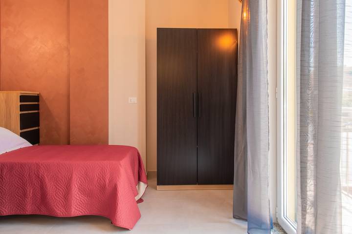 Gîte pour 8 personnes, avec Balcon à Loano - 4