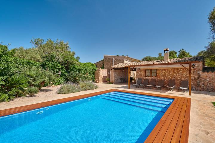 Villa for 6 people, with garden in Majorca