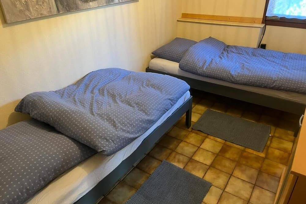 Ruhiges Ferienhaus \"Zum Holzwurm\" mit großer Terasse & Wintergarten ! in Molbergen, Oldenburger Münsterland