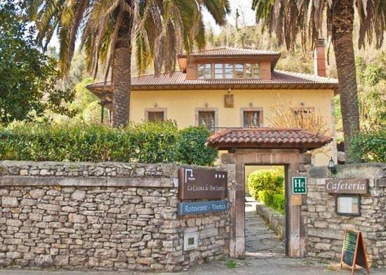La Casona de Don Santos in Proaza, Cordillera Cantábrica