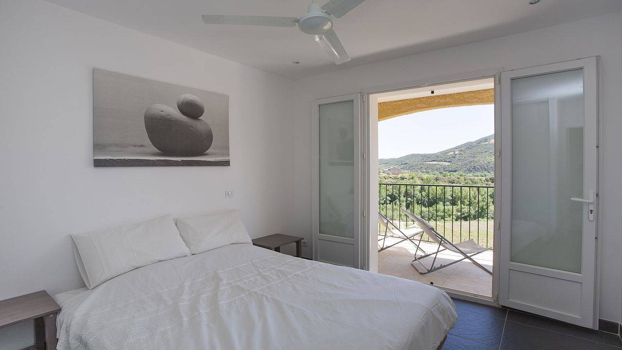 Villa für 6 Personen (130 m²) in Roquebrun in Roquebrun, Region de Béziers