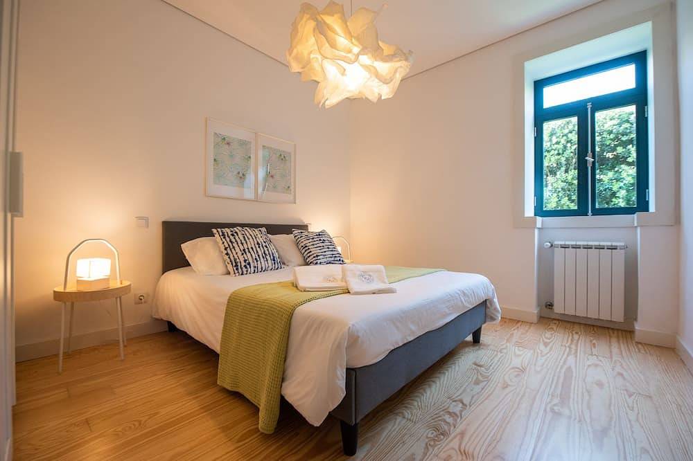 Casa São João a 400 Metros da Praia com Jardim in Arcozelo, Distrito de Porto