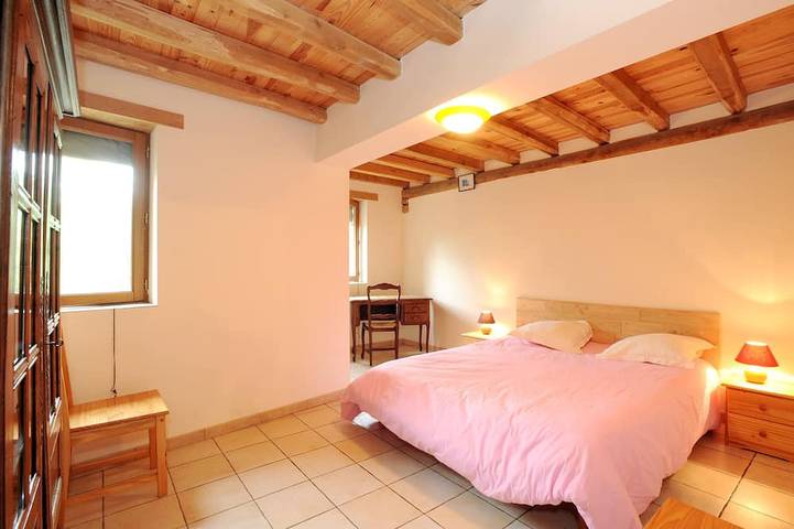 Location de vacances pour 14 personnes, avec terrasse et jardin à Arles-sur-Tech - 4